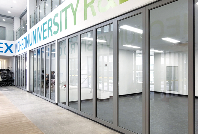 프레임 무빙월 4번 이미지